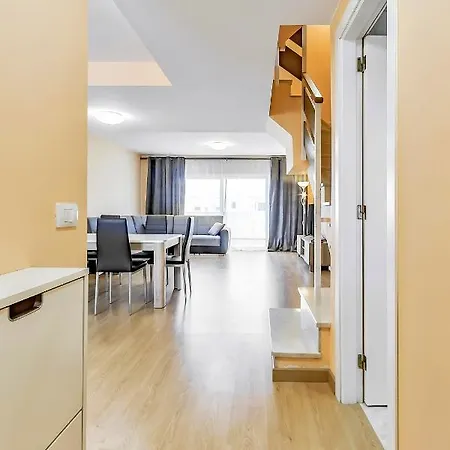 Yellow 3 Bedroom Large For 10 Guests Apartment Costa Adeje (Tenerife)